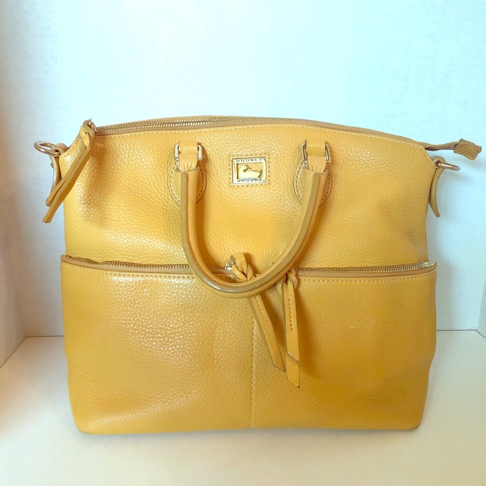 Dooney and Bourke Purse - Picture 1 of 7